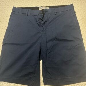 Old Navy Ultimate Slim Tech Shorts